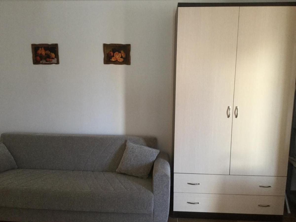 Kk Fafa Apartments Голем Экстерьер фото