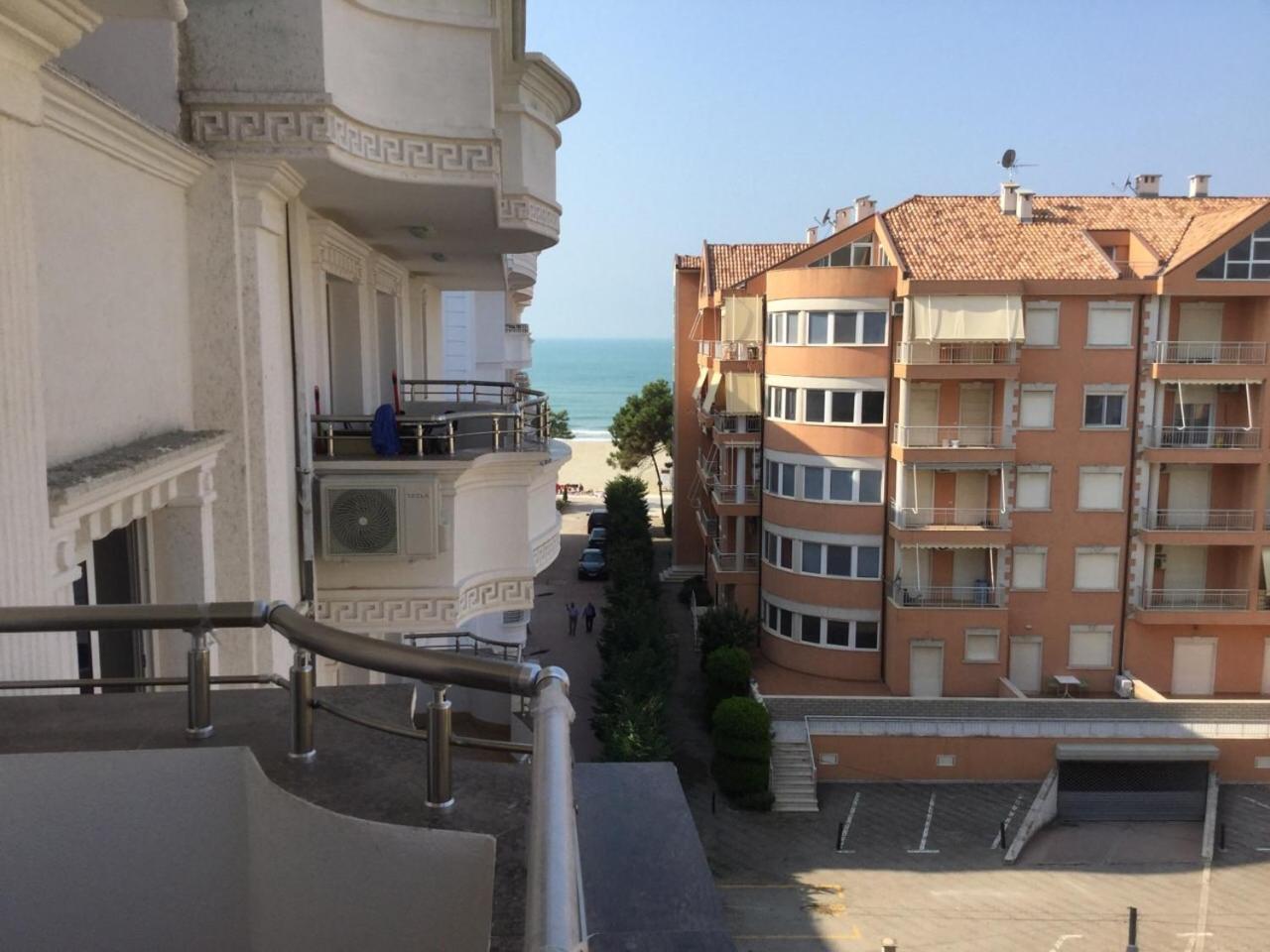 Kk Fafa Apartments Голем Экстерьер фото