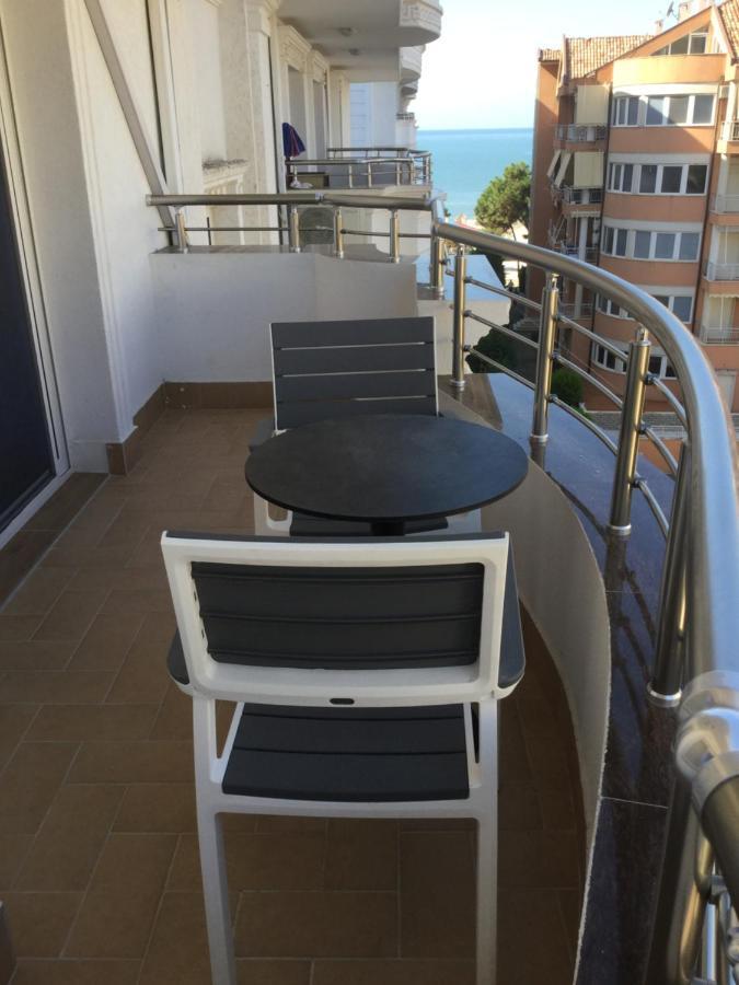 Kk Fafa Apartments Голем Экстерьер фото