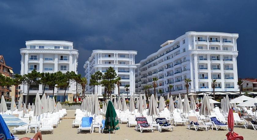 Kk Fafa Apartments Голем Экстерьер фото
